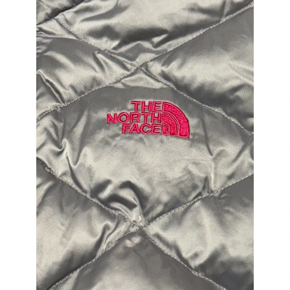 The North Face 550 Fill Down Puffer Jacket‎ Girls L 14-16 Silver Pink Zip Up